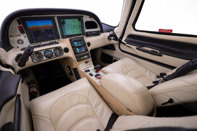 2006 Cirrus SR22 GTS: 