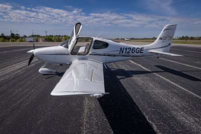 2006 Cirrus SR22 GTS: 