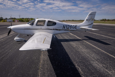 2006 Cirrus SR22 GTS: 