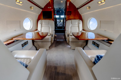 2010 Gulfstream G450: 
