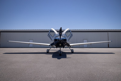 2014 Cirrus SR22T G5 GTS: 