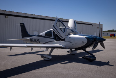 2014 Cirrus SR22T G5 GTS: 