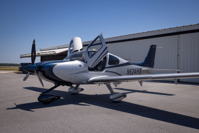 2014 Cirrus SR22T G5 GTS: 