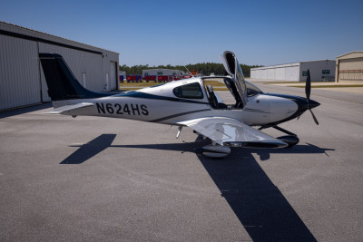 2014 Cirrus SR22T G5 GTS: 