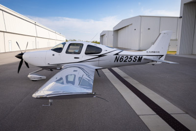 2021 Cirrus SR22T G6 GTS: 