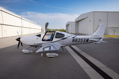 2021 Cirrus SR22T G6 GTS: 