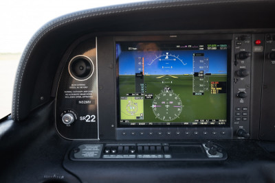 2015 Cirrus SR22 G5: 