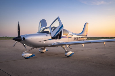 2015 Cirrus SR22 G5: 