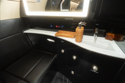 2001 Gulfstream G200: 