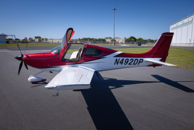 2022 Cirrus SR22T G6 GTS: 