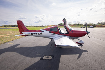2023 Cirrus SR22T G6 GTS: 