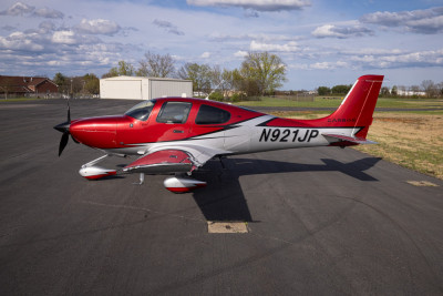 2023 Cirrus SR22T G6 GTS: 