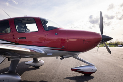 2023 Cirrus SR22T G6 GTS: 
