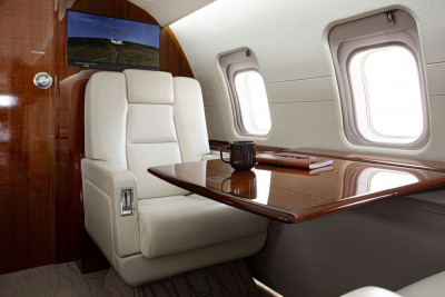 2004 Bombardier Challenger 604: 