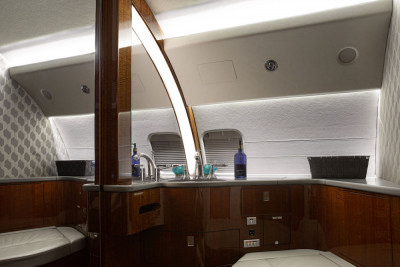 2004 Bombardier Challenger 604: 