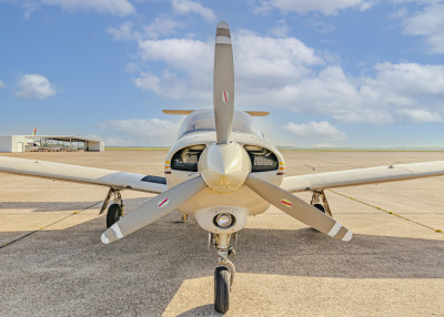 1980 Piper PA-28 Arrow IV: 