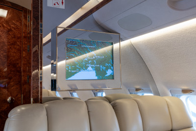 2002 Bombardier Challenger 604: 