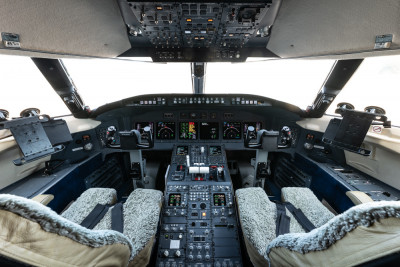2002 Bombardier Challenger 604: 