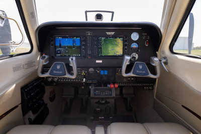 2014 Beechcraft Baron G58: 