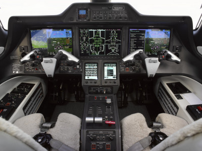 2021 Embraer Phenom 300E: 