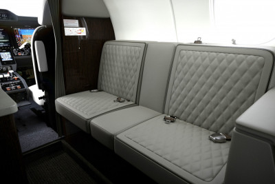 2025 Embraer Phenom 300E: 