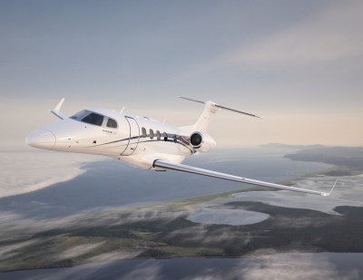 2025 Embraer Phenom 300E: 