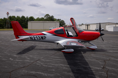2021 Cirrus SR22 GTS: 