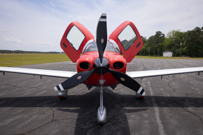 2021 Cirrus SR22 GTS: 