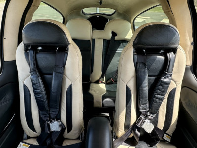 2012 Cirrus SR22 G3: 