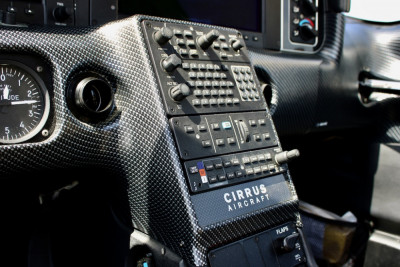 2012 Cirrus SR22 G3: 
