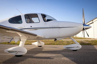 2006 Cirrus SR22 GTS: 