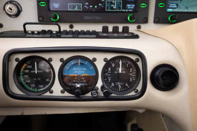 2006 Cirrus SR22 GTS: 