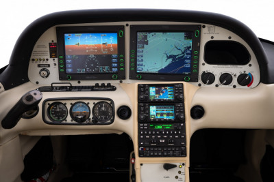 2006 Cirrus SR22 GTS: 