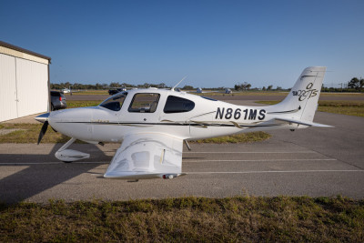 2006 Cirrus SR22 GTS: 