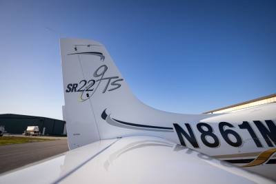 2006 Cirrus SR22 GTS: 