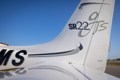 2006 Cirrus SR22 GTS: 