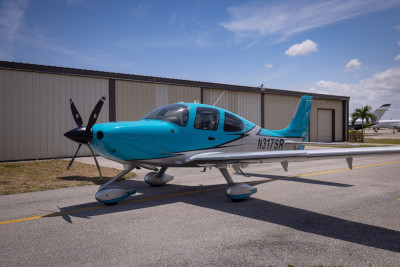 2021 Cirrus SR22T G6 GTS: 