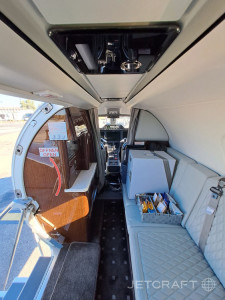 2019 Embraer Phenom 300E: 