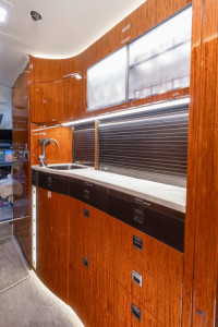 2015 Dassault Falcon 7X: Forward Galley