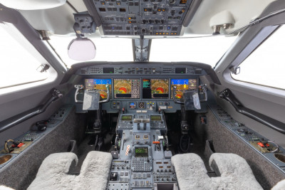 2004 Gulfstream G550: 