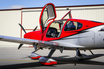 2021 Cirrus SR22T G6 GTS: 