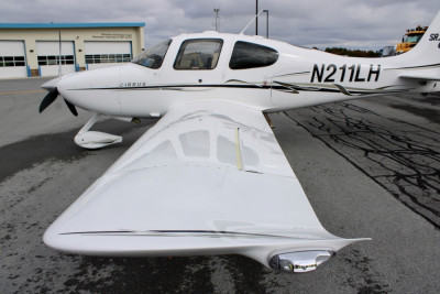 2006 Cirrus SR22 GTS: 