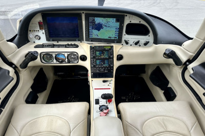 2006 Cirrus SR22 GTS: 