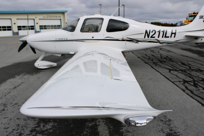 2006 Cirrus SR22 GTS: 
