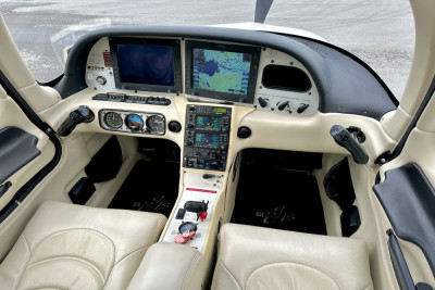 2006 Cirrus SR22 GTS: 