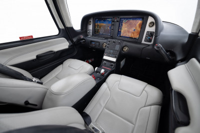 2016 Cirrus SR22T G5 GTS: 