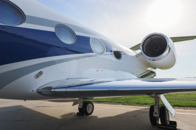 2011 Gulfstream G450: 