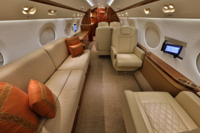 2011 Gulfstream G450: 
