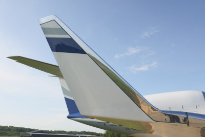 2011 Gulfstream G450: 