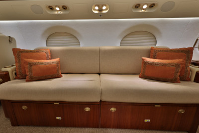 2011 Gulfstream G450: 